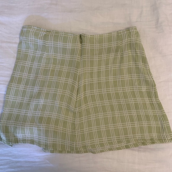 PRINCESS POLLY/MOTEL PLAID GREEN AND WHITE MINI SKIRT - Picture 2 of 7